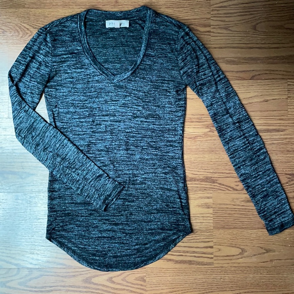 Philosophy long sleeve v neck size xs fits small